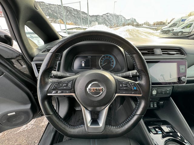 2021 NISSAN LEAF - 19