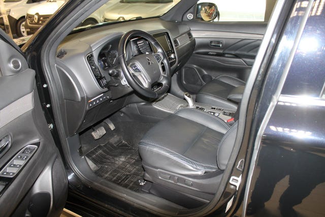 2020 MITSUBISHI OUTLANDER - 14