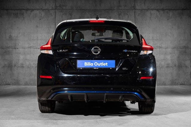1N4AZ1CP1JC300533 2018 NISSAN LEAF-3