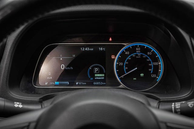 2018 NISSAN LEAF - 20