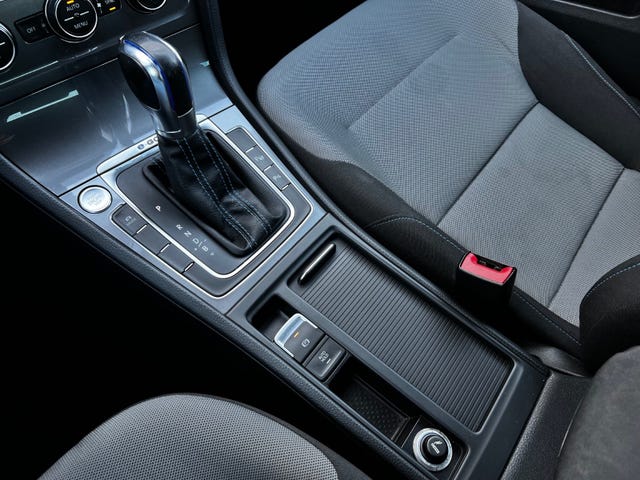 2015 VOLKSWAGEN GOLF - 27