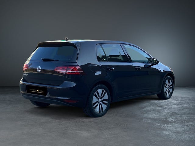2015 VOLKSWAGEN GOLF - 8