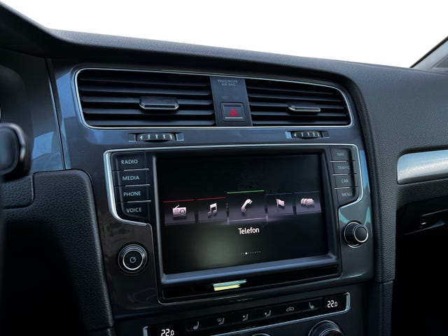 2015 VOLKSWAGEN GOLF - 20