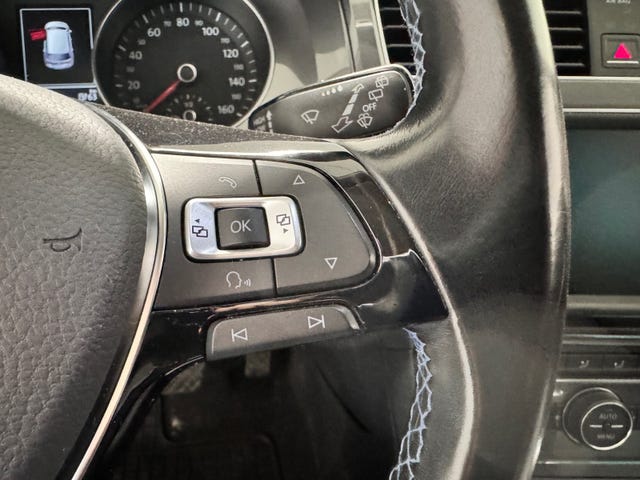 2015 VOLKSWAGEN GOLF - 16