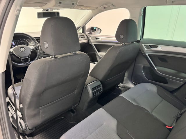 2015 VOLKSWAGEN GOLF - 30