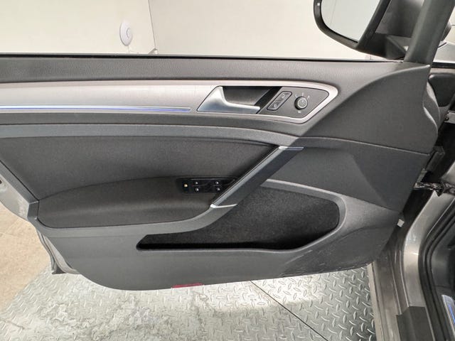 2015 VOLKSWAGEN GOLF - 12