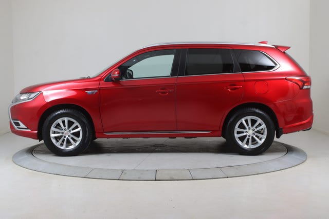 JMBXDGG3WLZ021233 2020 MITSUBISHI OUTLANDER-2