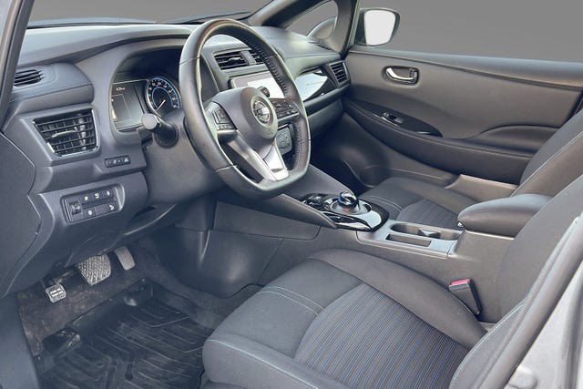 2021 NISSAN LEAF - 12