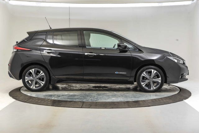 SJNFAAZE1U0017774 2018 NISSAN LEAF-5