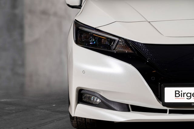 2022 NISSAN LEAF - 7