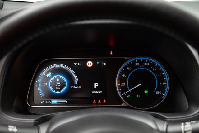 2022 NISSAN LEAF - 14