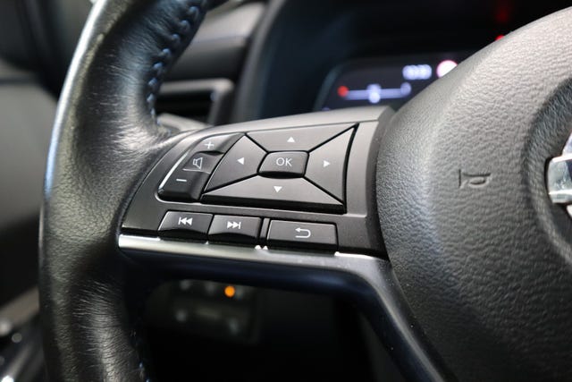 2018 NISSAN LEAF - 16
