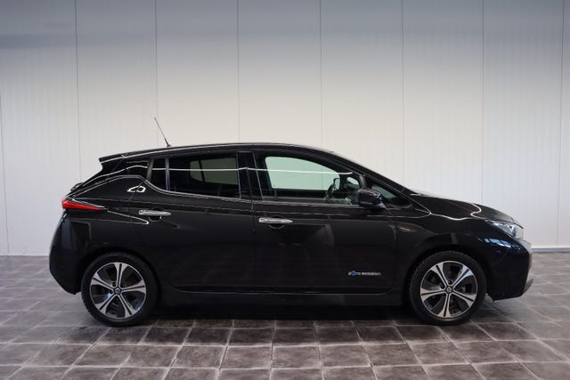 SJNFAAZE1U0017800 2018 NISSAN LEAF-4