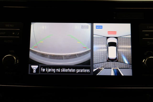 2018 NISSAN LEAF - 30
