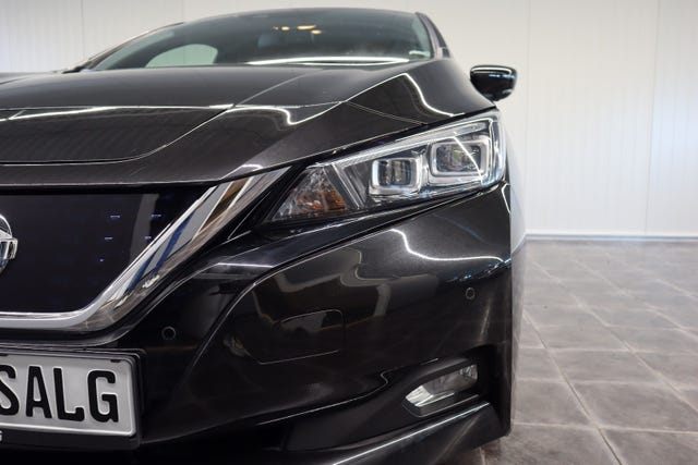 2018 NISSAN LEAF - 54