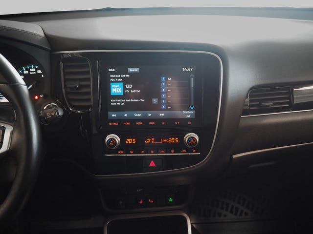 2020 MITSUBISHI OUTLANDER - 10