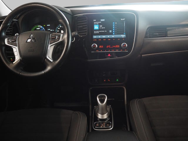 2020 MITSUBISHI OUTLANDER - 12