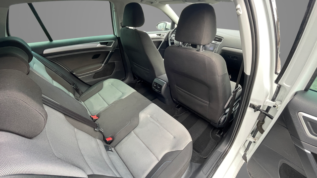 2015 VOLKSWAGEN GOLF - 21