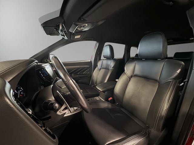 2020 MITSUBISHI OUTLANDER - 18