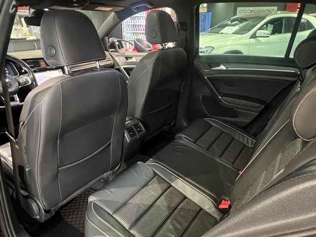 2018 VOLKSWAGEN GOLF - 11