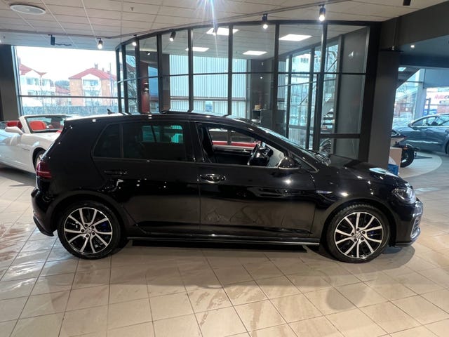 WVWZZZAUZHW850814 2018 VOLKSWAGEN GOLF-4