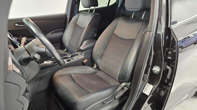 2018 NISSAN LEAF - 36
