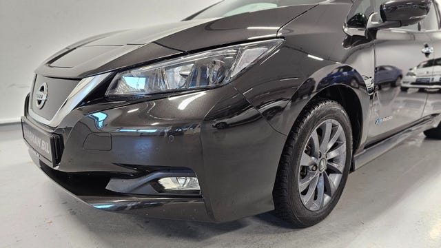 2018 NISSAN LEAF - 8