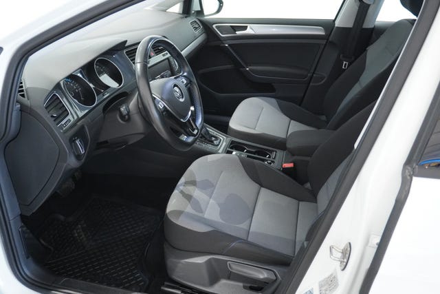 2015 VOLKSWAGEN GOLF - 8