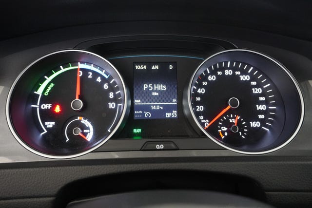 2015 VOLKSWAGEN GOLF - 20