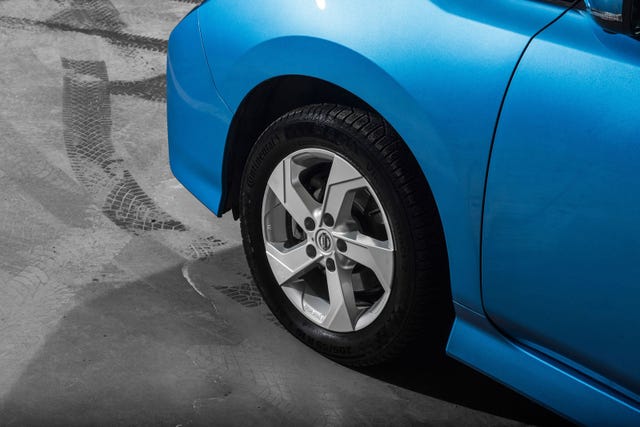 2021 NISSAN LEAF - 8