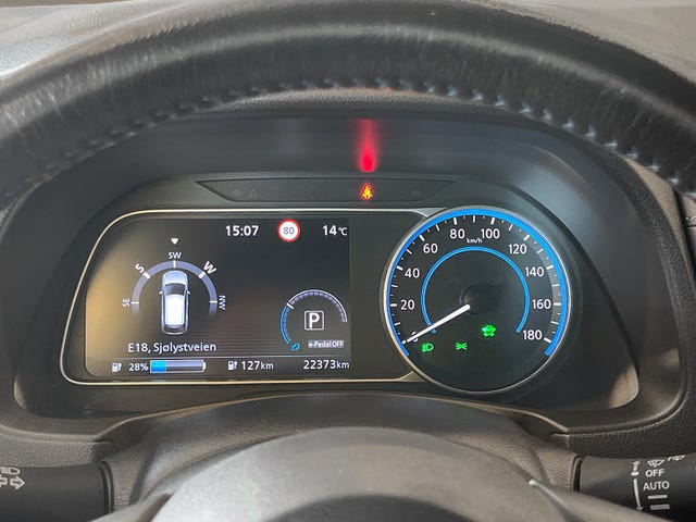 2021 NISSAN LEAF - 19