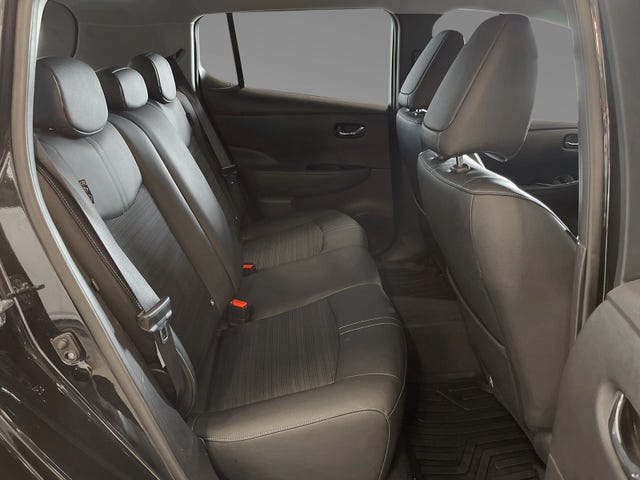 2021 NISSAN LEAF - 24