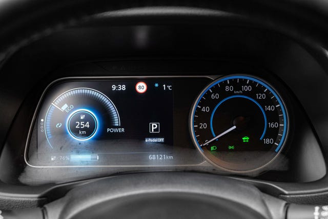 2021 NISSAN LEAF - 14