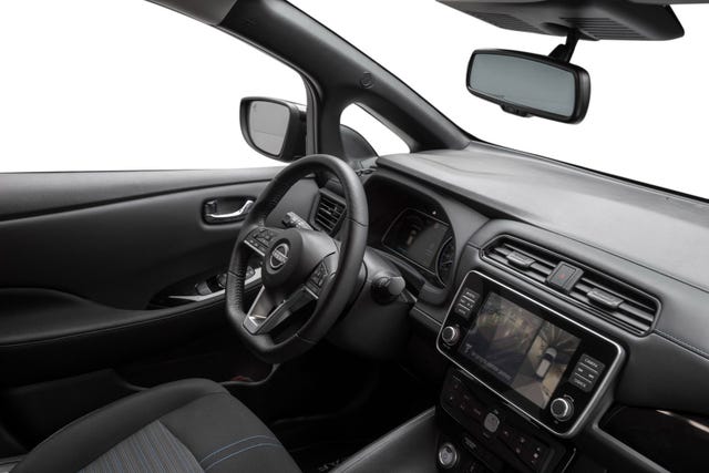 2022 NISSAN LEAF - 20