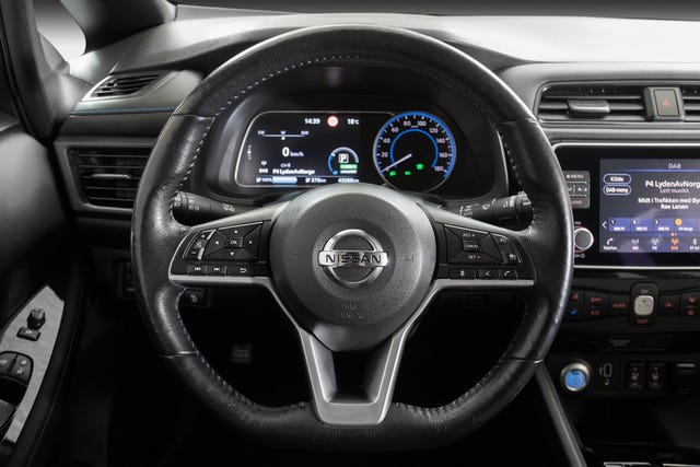 2020 NISSAN LEAF - 19
