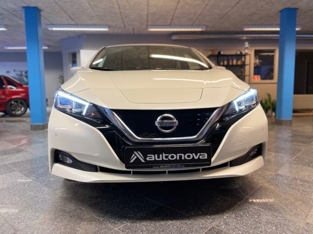 2020 NISSAN LEAF - 17