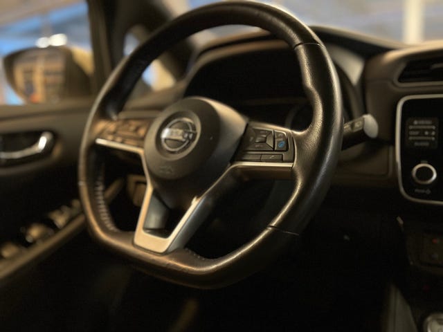 2020 NISSAN LEAF - 15