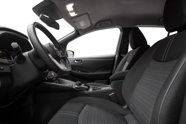 2022 NISSAN LEAF - 8