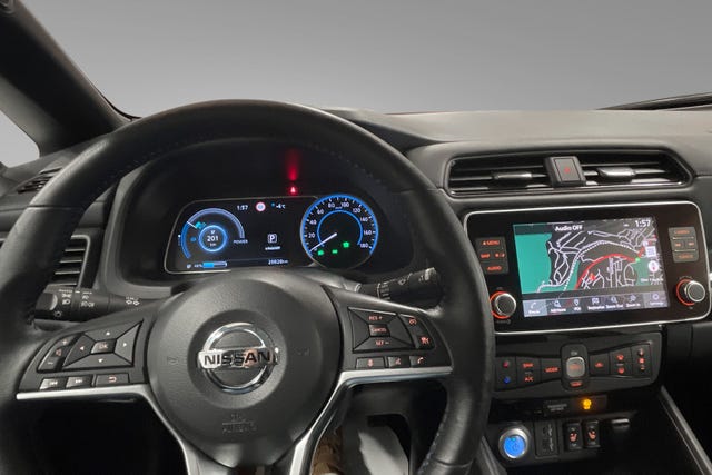 2021 NISSAN LEAF - 16