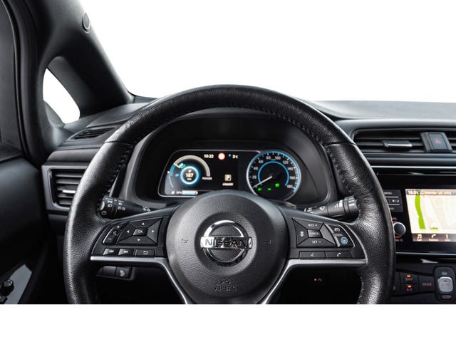 2018 NISSAN LEAF - 12