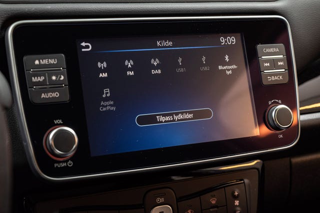 2022 NISSAN LEAF - 21