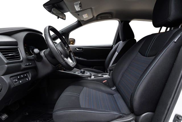 2021 NISSAN LEAF - 9