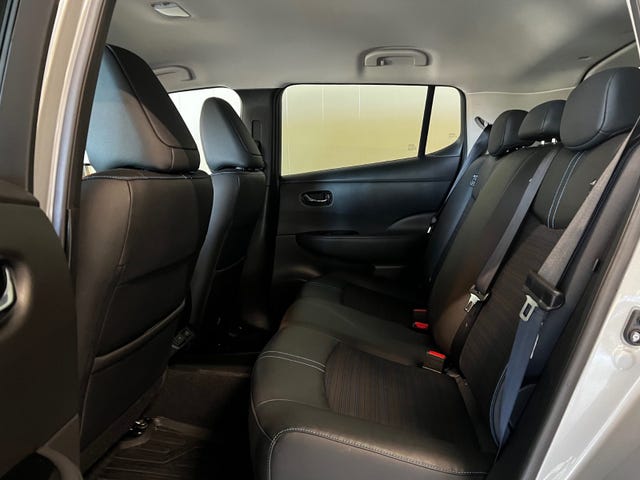 2020 NISSAN LEAF - 14