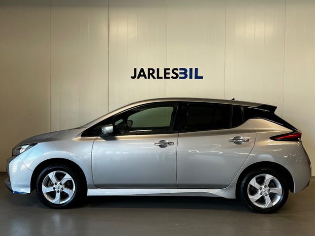 2020 NISSAN LEAF - 10
