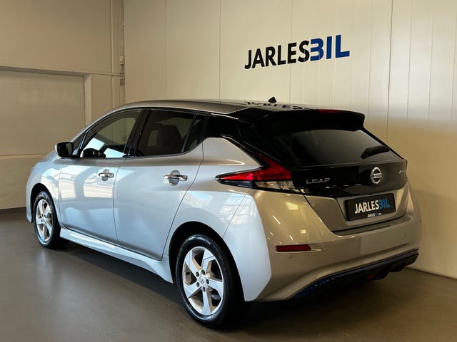 2020 NISSAN LEAF - 11