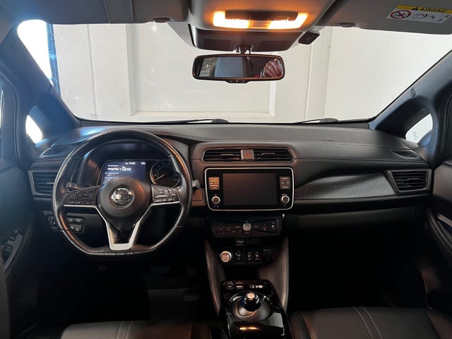 2020 NISSAN LEAF - 22