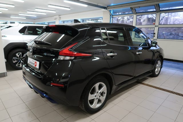 2021 NISSAN LEAF - 7