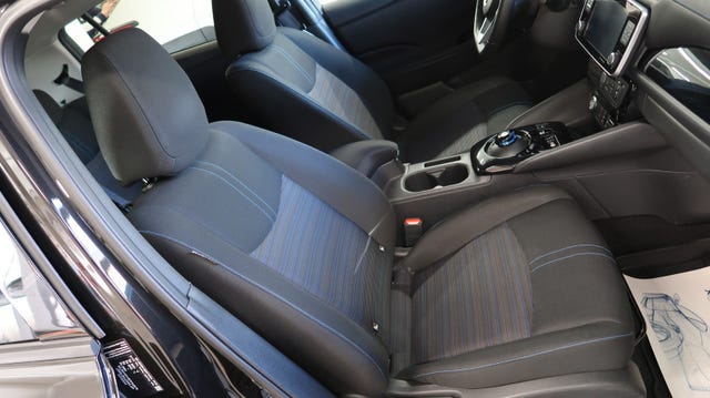 2021 NISSAN LEAF - 42