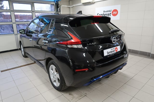 2021 NISSAN LEAF - 10
