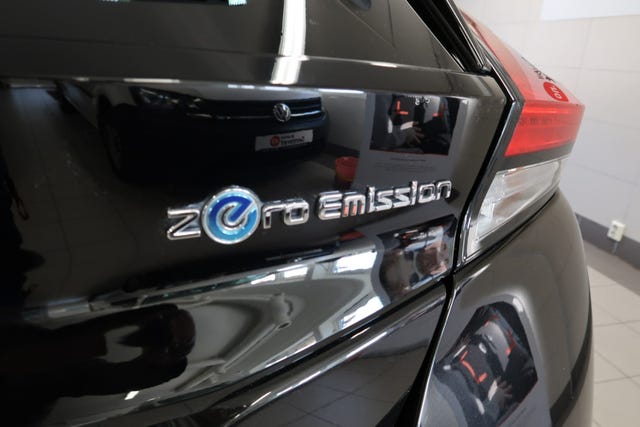 2021 NISSAN LEAF - 16